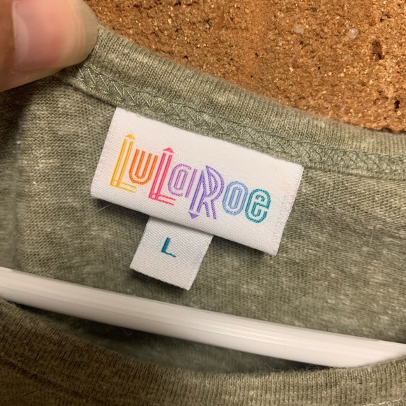 LuLaRoe Randy Top - Picture 3 of 5